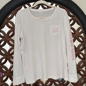 Vineyard Vines Vintage Whale Pocket Tee